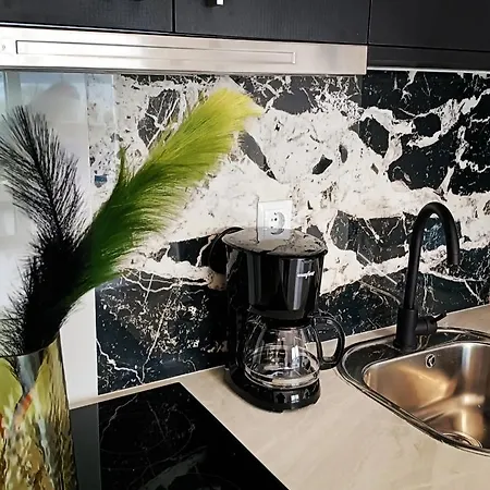 Enigma Boutique Vraxos