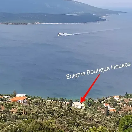 Enigma Boutique Vraxos Apartment *
